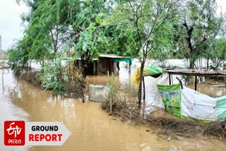 banaskantha-rain-heavy-rains-in-nani-village-flooded-houses-people-were-forced-to-migrate