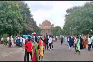 Vijayapur historical golu gummata, Ibrahim Roja is visited by many people