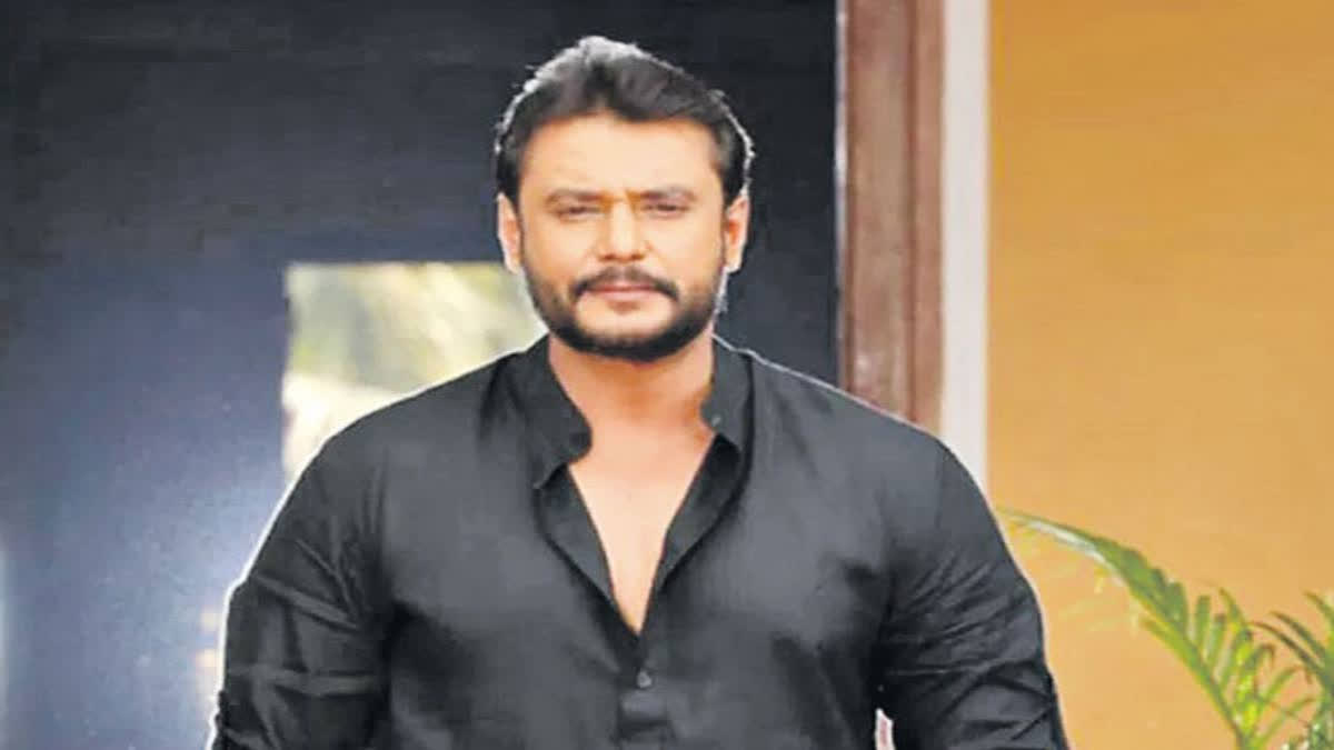 The sensational Renukaswamy murder case involving Kannada actor Darshan Thoogudeepa has taken a tragic turn with the death of Darshan’s manager Sridhar.