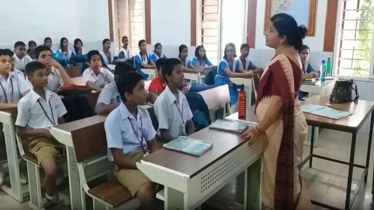 Schools reopen in Odisha