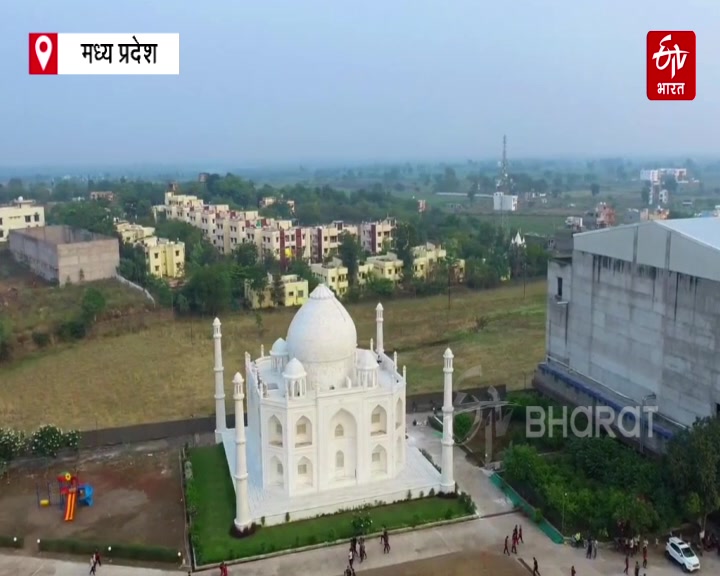 Taj Mahal of Burhanpur in side