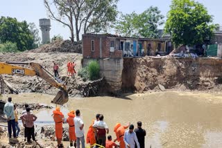 جموں میں اپریل2025میں ایک شخص غرقاب ہونے کے بعد ریسکیو آپریشن کا منظر