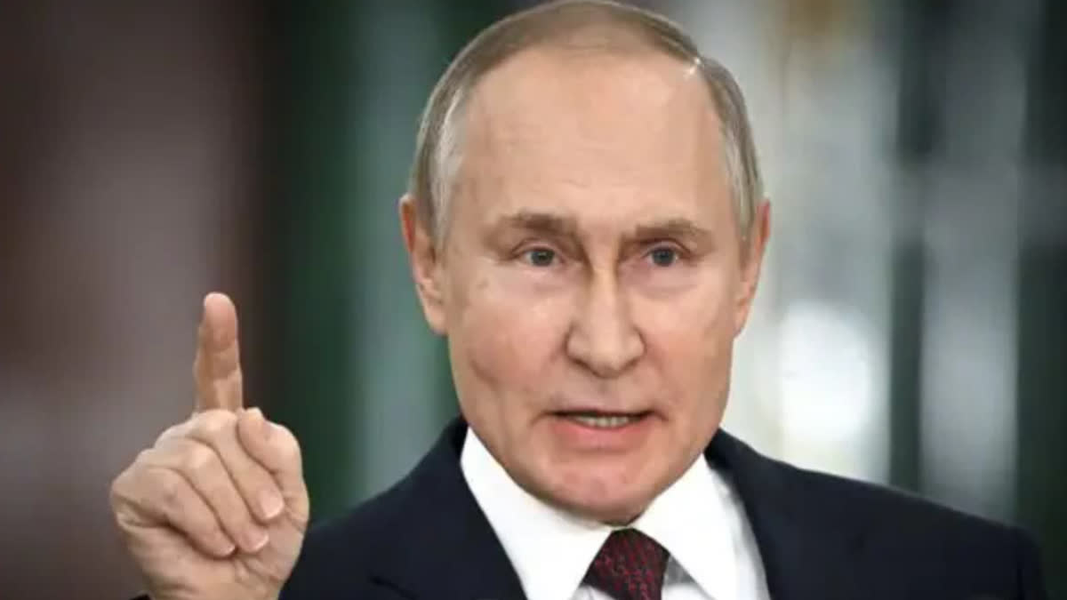 PUTIN VOWS RESPONSE AGAINST CRIMEAN BRIDGE EXPLOSION CALLS IT TERRORIST ATTACK