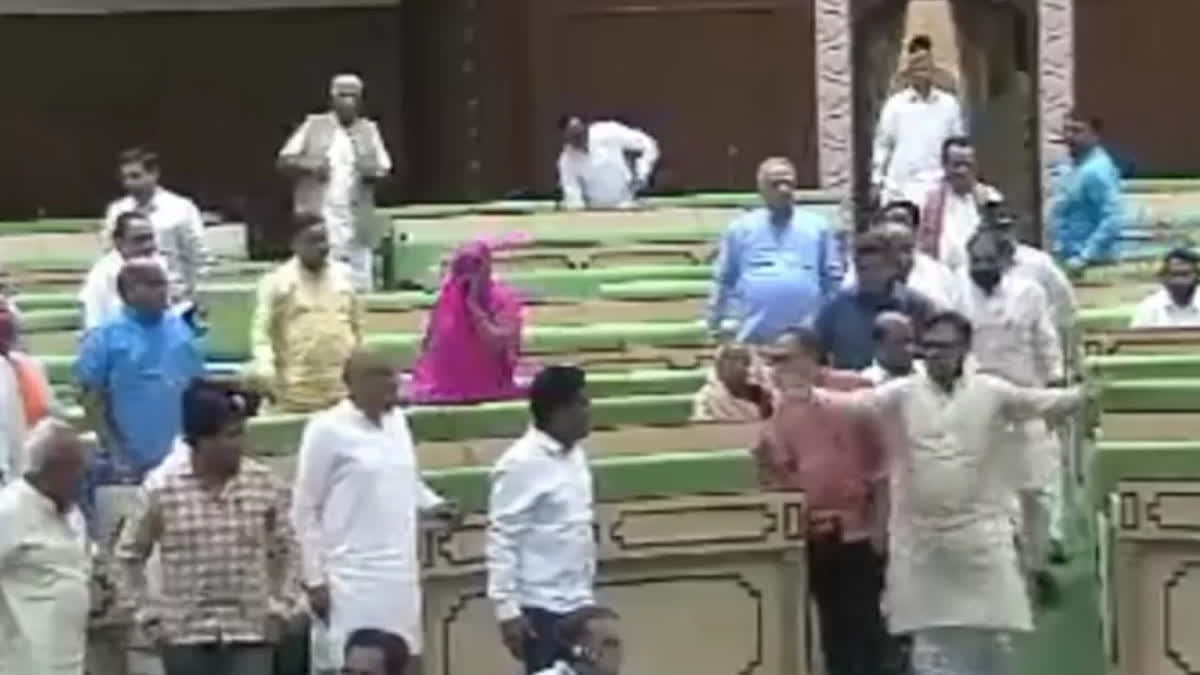 uproar in Rajasthan assembly over farmer loan waiver issue, Poonia says land of 19000 farmer auctioned