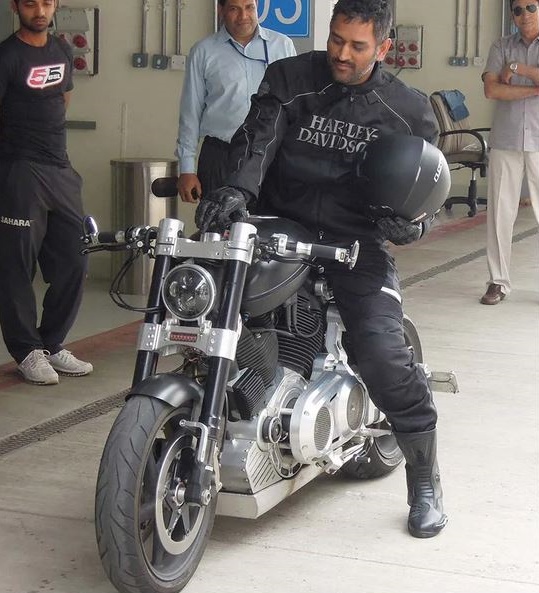 dhoni bike