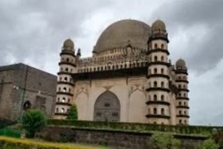 More tourists visit to Gol Gumbaz