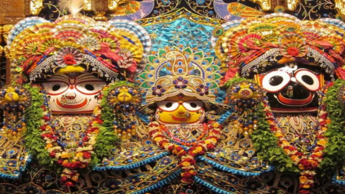 Know The Different Types of Veshas and Flower Decorations of Lord Jagannath