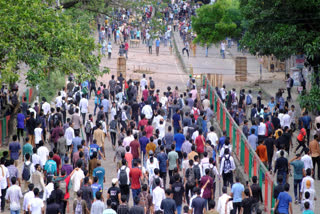 Given the ongoing protests in Bangladesh over the current job quota system, the Indian High Commission in Dhaka on Thursday issued an advisory for the Indian community members and Indian students to avoid travel and minimise their movement outside their living premises.