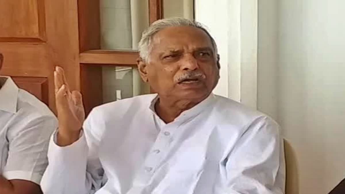 devaraja-arasu-award-for-former-speaker-kagodu-thimmappa