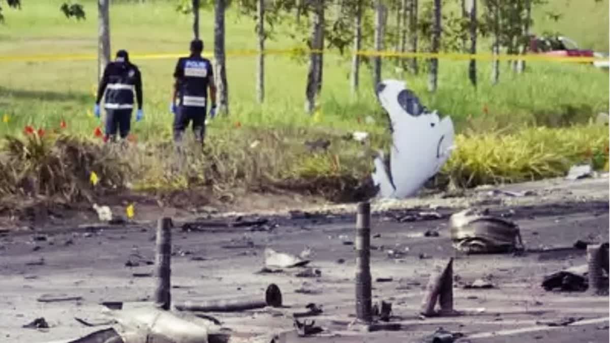 plane crashes in malaysia