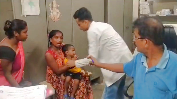 People Reaching Hospital For Get Rabies Vaccine
