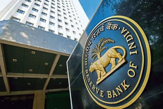 RBI direction to banks on options to borrowers for switching to fixed interest rates