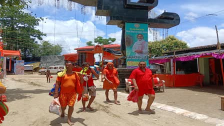 devotees-crowd-reduced-in-baba-dham-due-to-raksha-bandhan