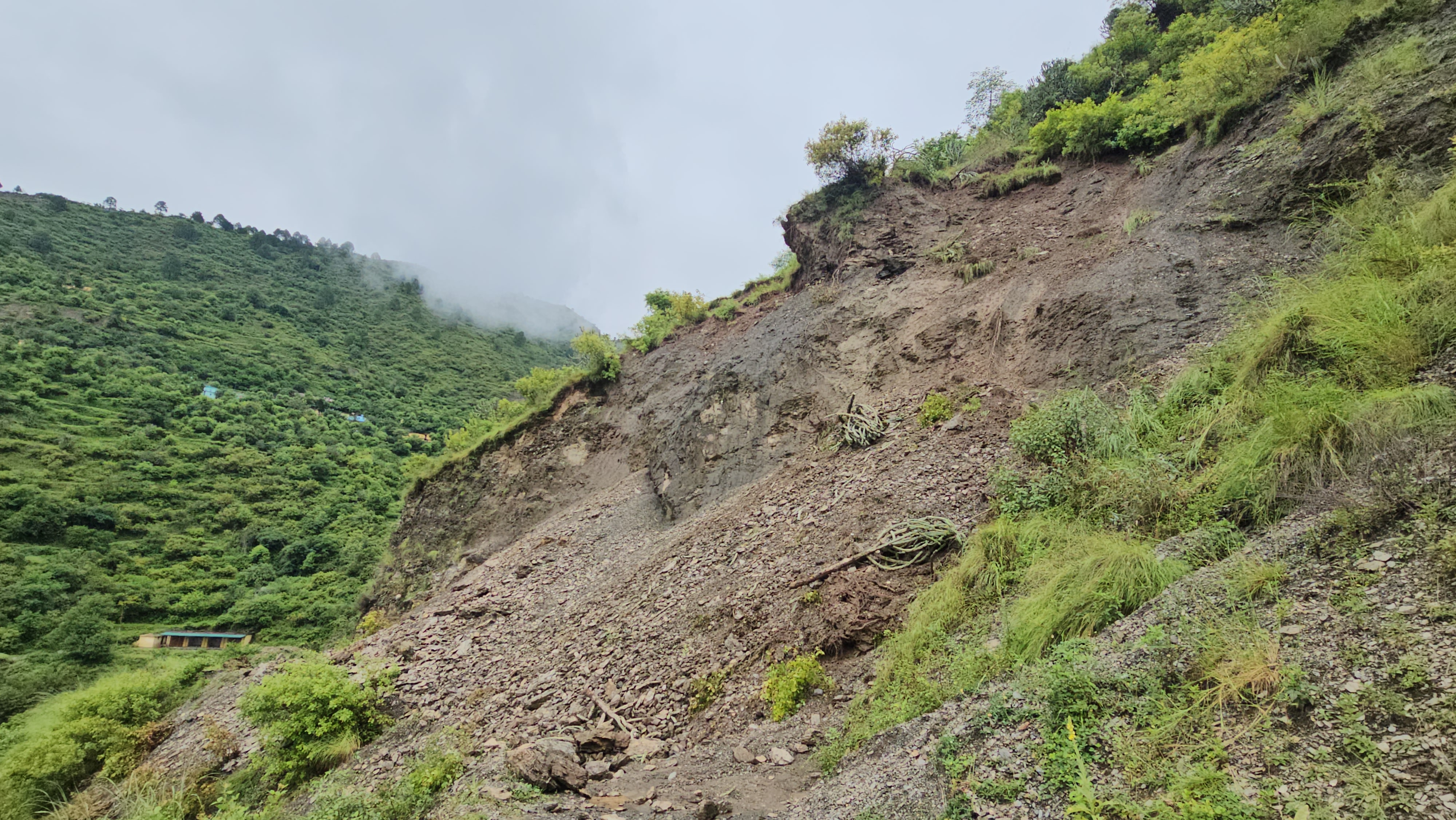 Tehri Road Closed