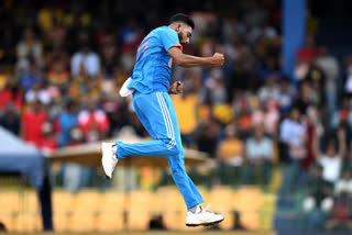 MOHAMMED SIRAJ DEDICATED HIS ASIA CUP 2023 FINAL PLAYER OF THE MATCH PRIZE MONEY TO THE GROUND STAFF