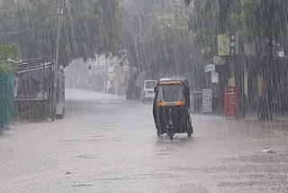 Gujarat Rain : વરસાદથી ગુજરાત જળબંબાકાર, અનેક વિસ્તારોમાં અતિભારે વરસાદ હજુ પડશે