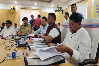 minister reviewed ongoing schemes in Lohardaga district