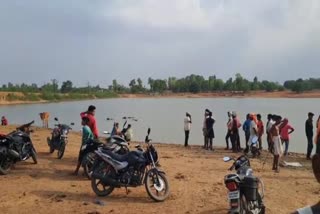 Fish death in Getalsud Dam