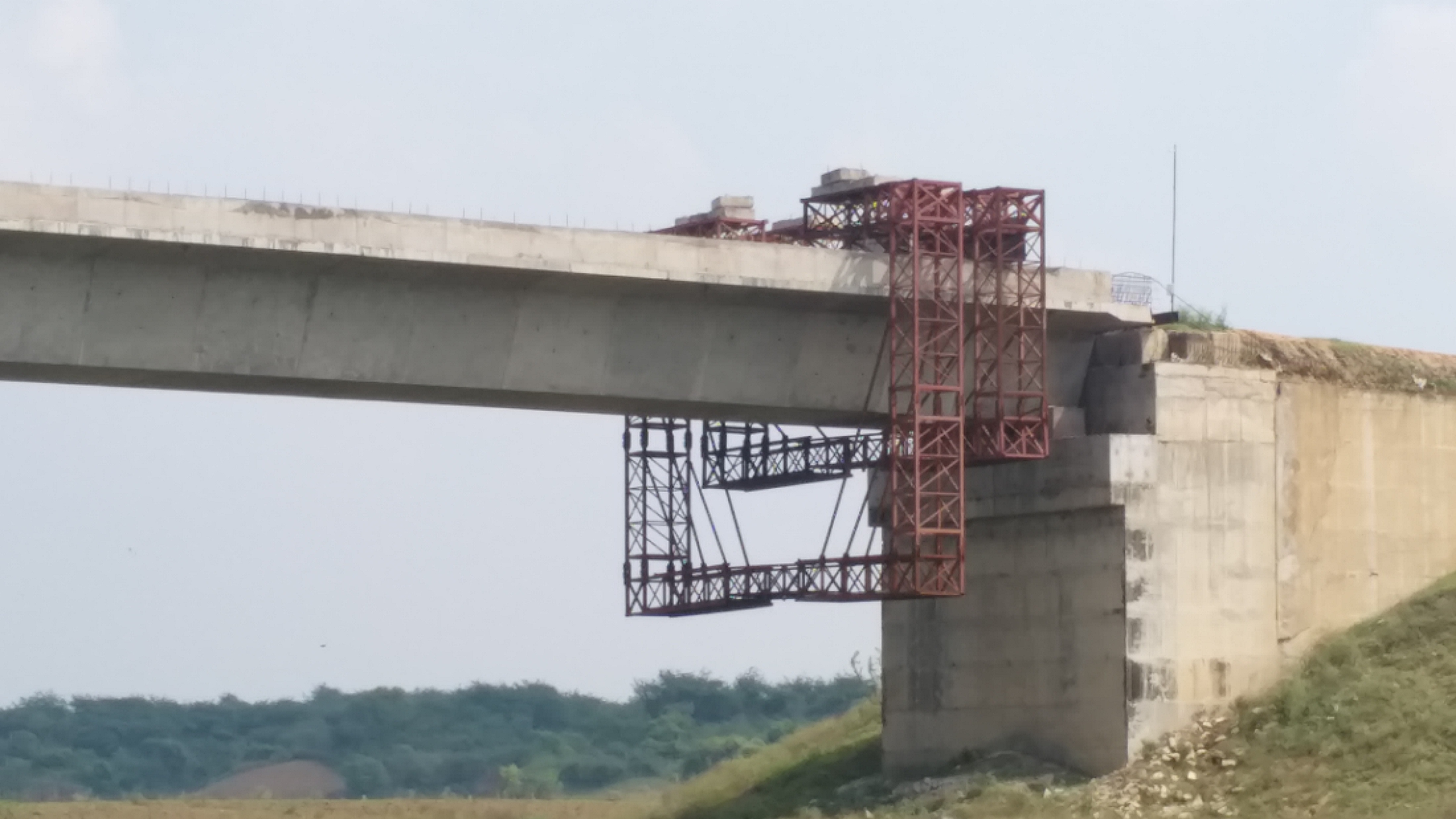 chambal bridge revise senction clash