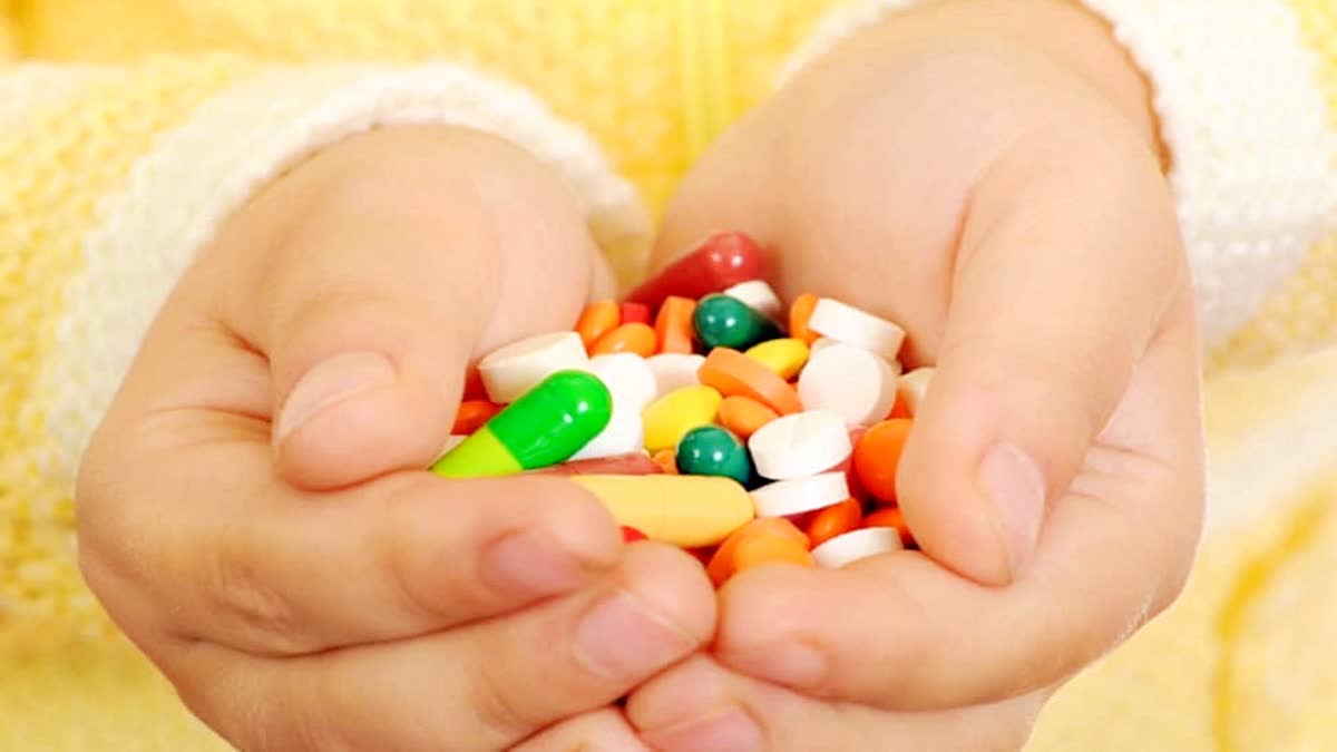 ANTIBIOTICS CAN CAUSE MILLIONS PEOPLE DEATH BY 2050 SAYS LANCET NEW RESEARCH