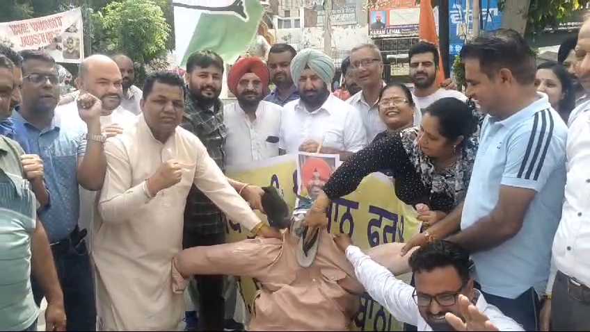 CONGRESS PROTEST AGAINST BITTU