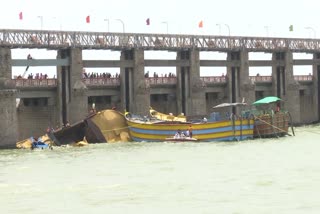 Boat Removal Operation on 9th Day