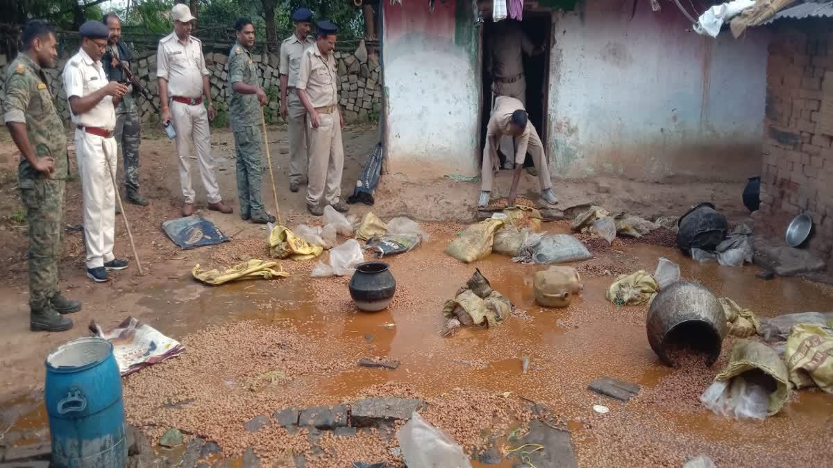 http://10.10.50.75//jharkhand/18-October-2023/jh-sim-01-destroyed-illicit-liquor-vis-jh10018_18102023155002_1810f_1697624402_32.jpg