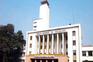 BODY OF STUDENT FOUND HANGING AT IIT KHARAGPUR HOSTEL