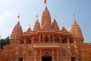 Hemant Soren patron of Harmu Panch Mandir Durga Puja Pandal