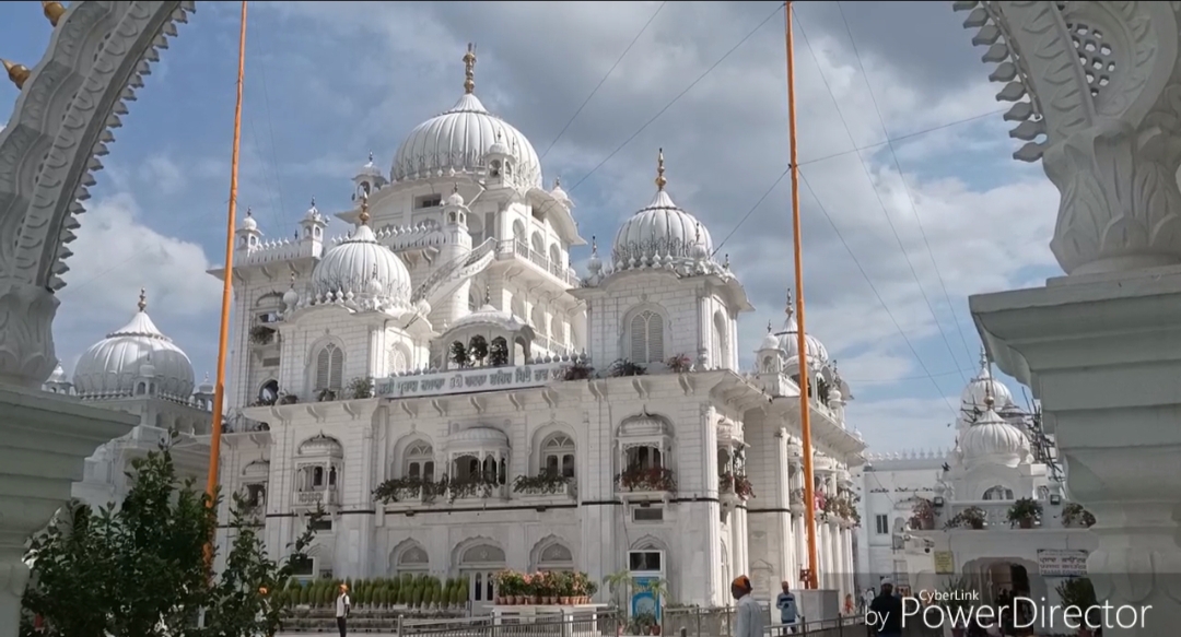 president-draupadi-murmu-pays-obeisance-at-patna-sahib-gurudwara