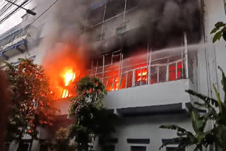 Tem fire tenders extinguished a blaze at Sealdah ESI Hospital, with patients evacuated safely. Preliminary reports suggest a short circuit caused the fire.