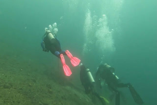 Colombian Navy Dives Into Pacific Island To Clean Up The Ocean