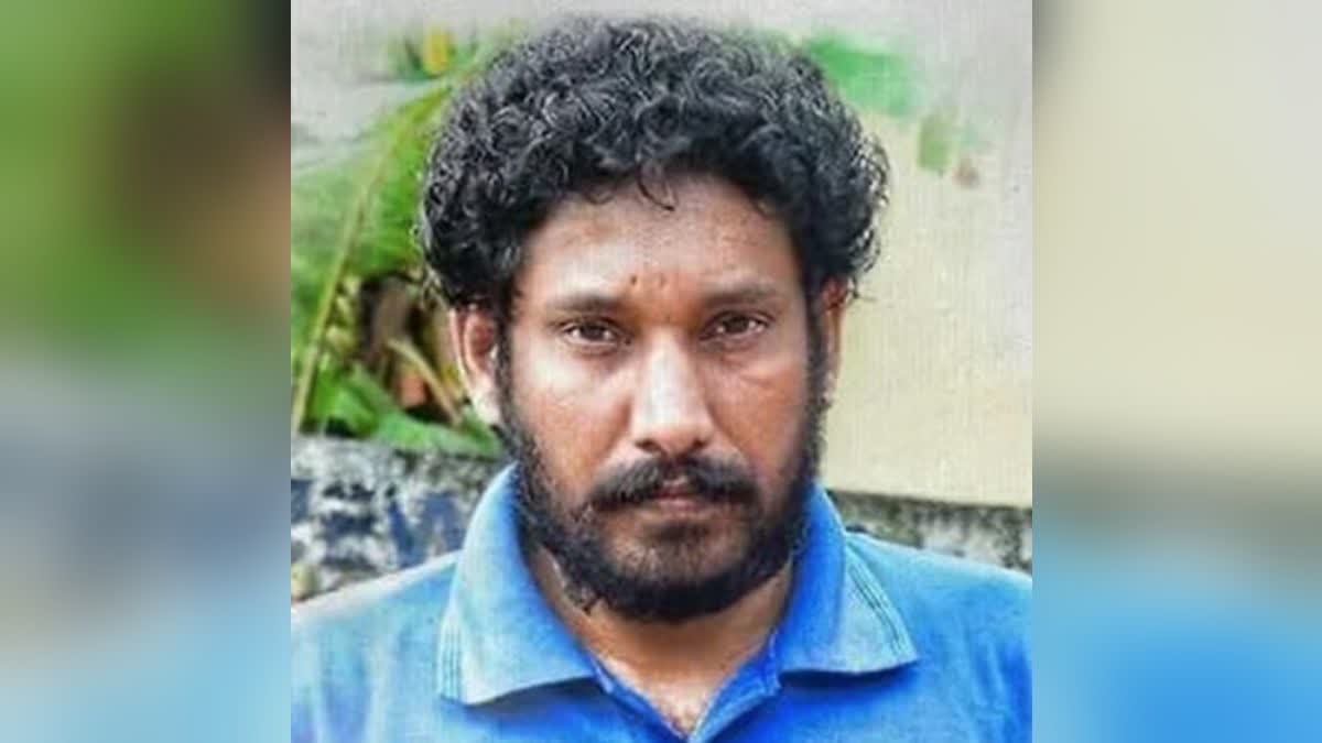 Mollywood actor Vinod Thomas was found dead