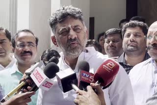 dcm-dk-shivakumar-reaction-on-h-d-kumaraswamy