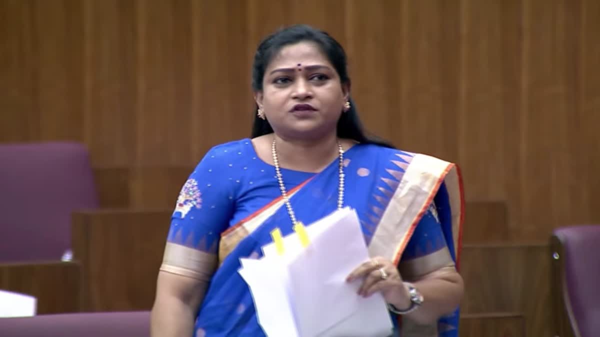 Minister Anitha Fires on YSRCP