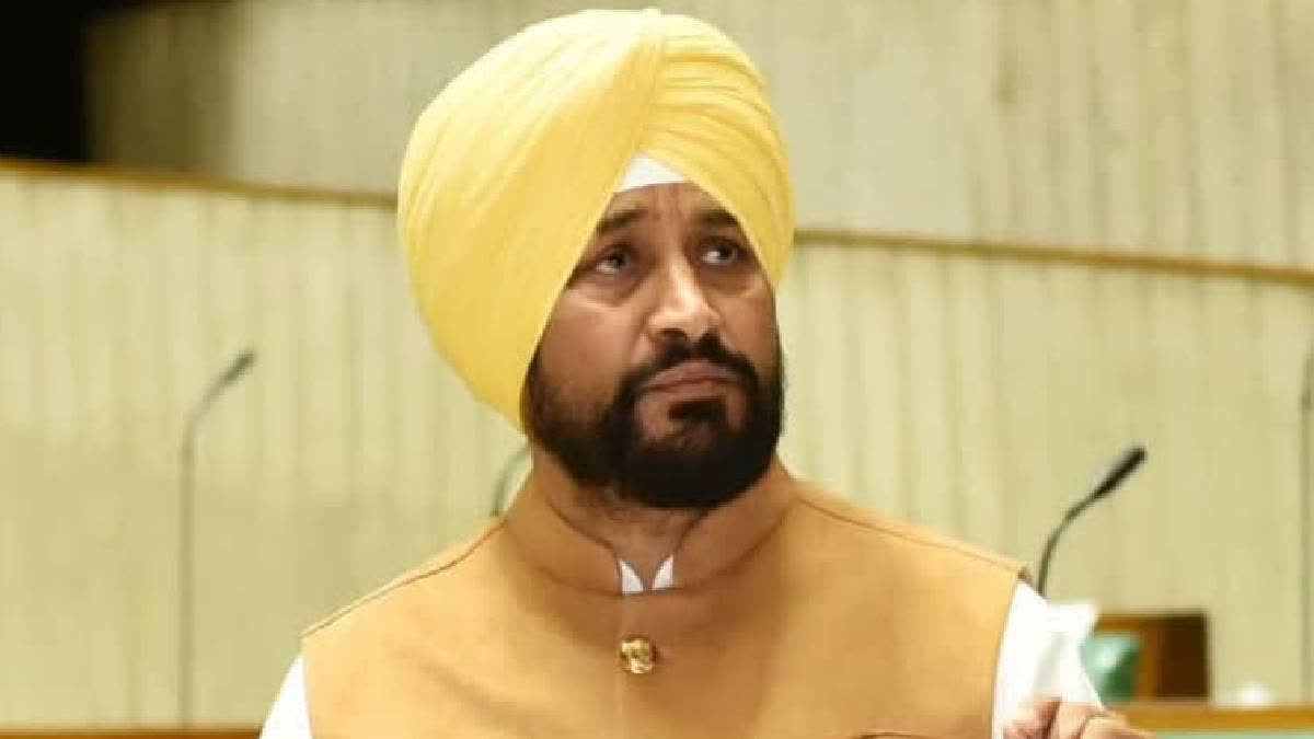 Punjab Women Commission Slaps Notice To Ex-CM Charanjit Channi For 'Objectionable' Remarks