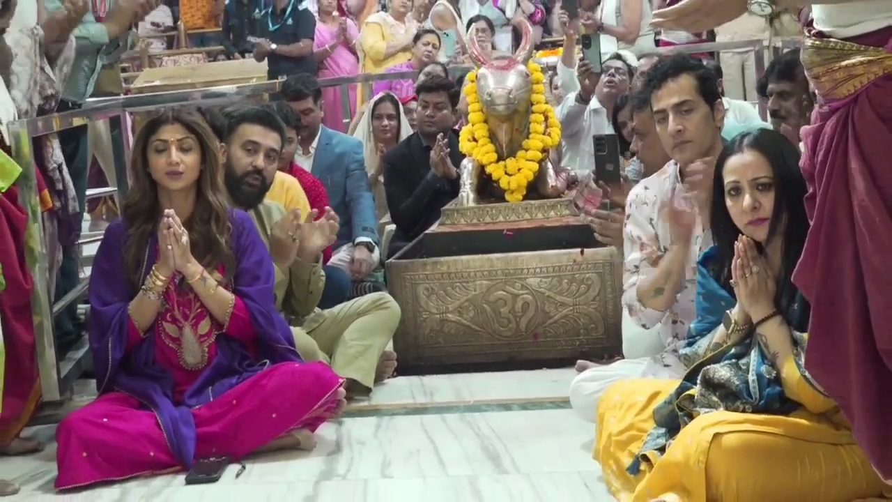 SHILPA SHETTY IN UJJAIN MAHAKAL