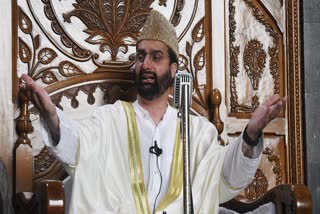 Mirwaiz Umar Farooq addressing Friday prayers at Jamia Masjid Srinagar