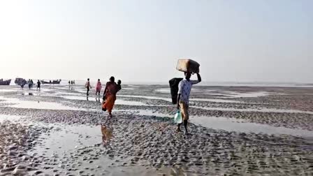 DREDGING IN MURI GANGA RIVER