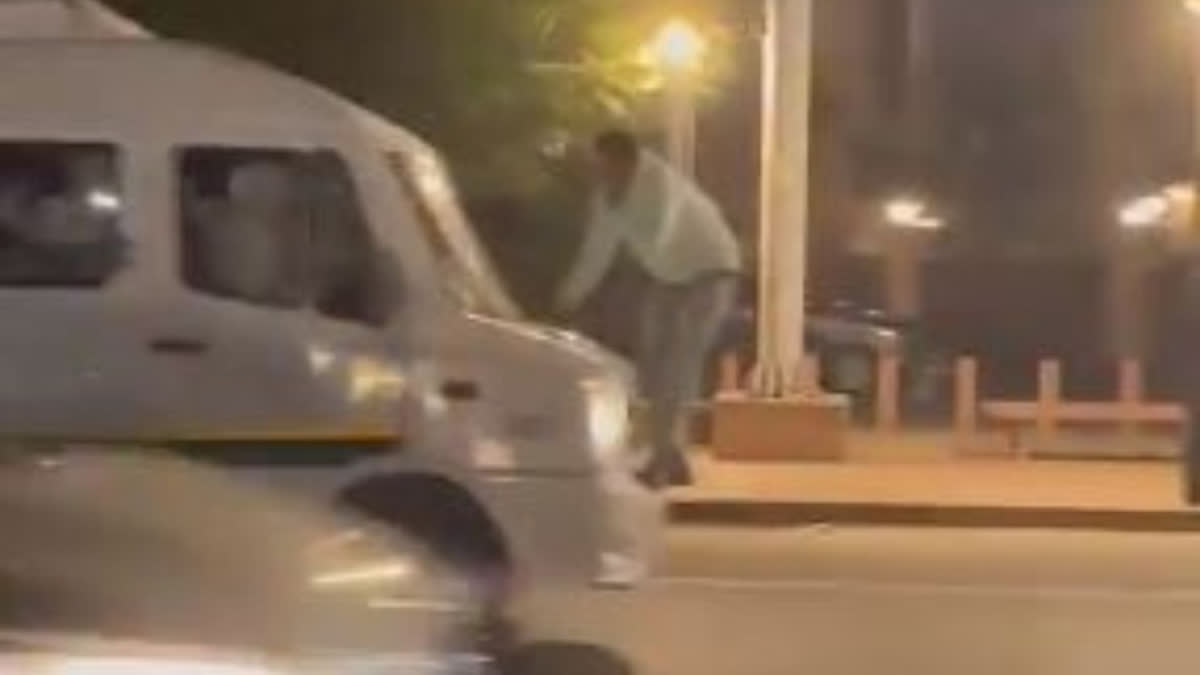 Delhi Car Accident News: Video shows body of man being dragged by car in  Delhi