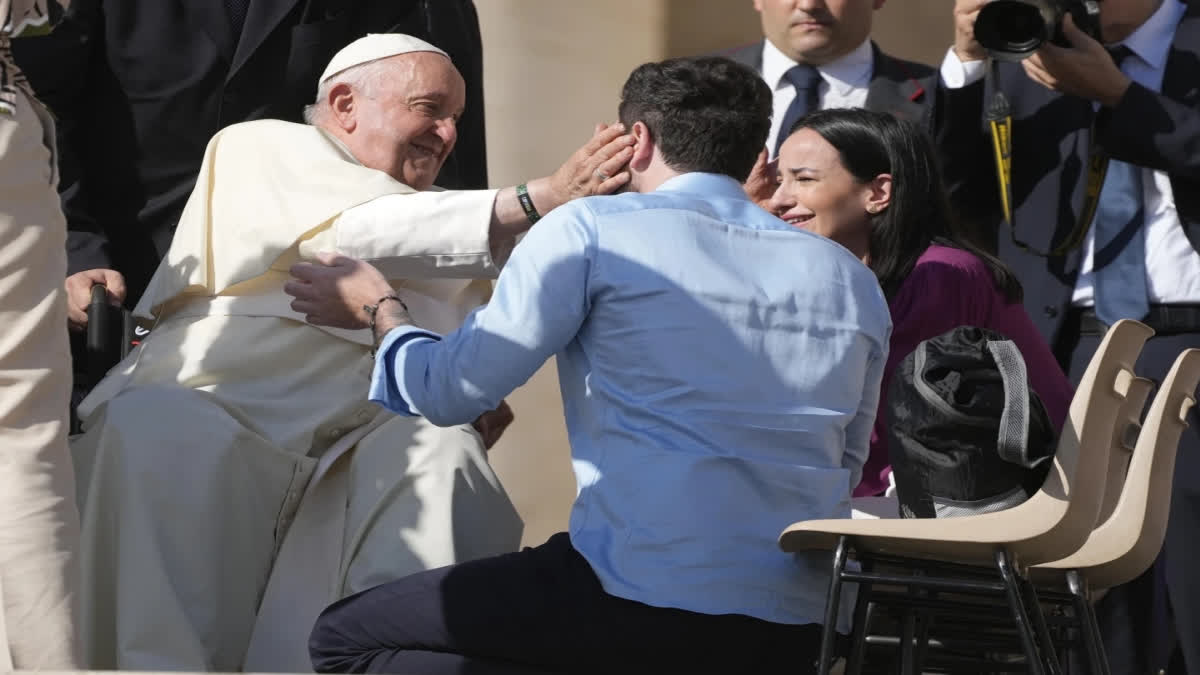 Pope approves blessings for same-sex couples if they don't resemble marriage