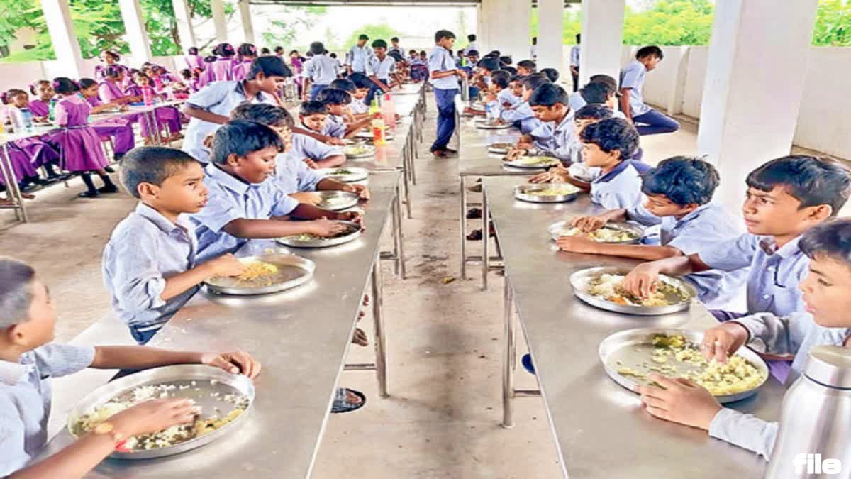 nutritious_meal_at_school_after_sankranti