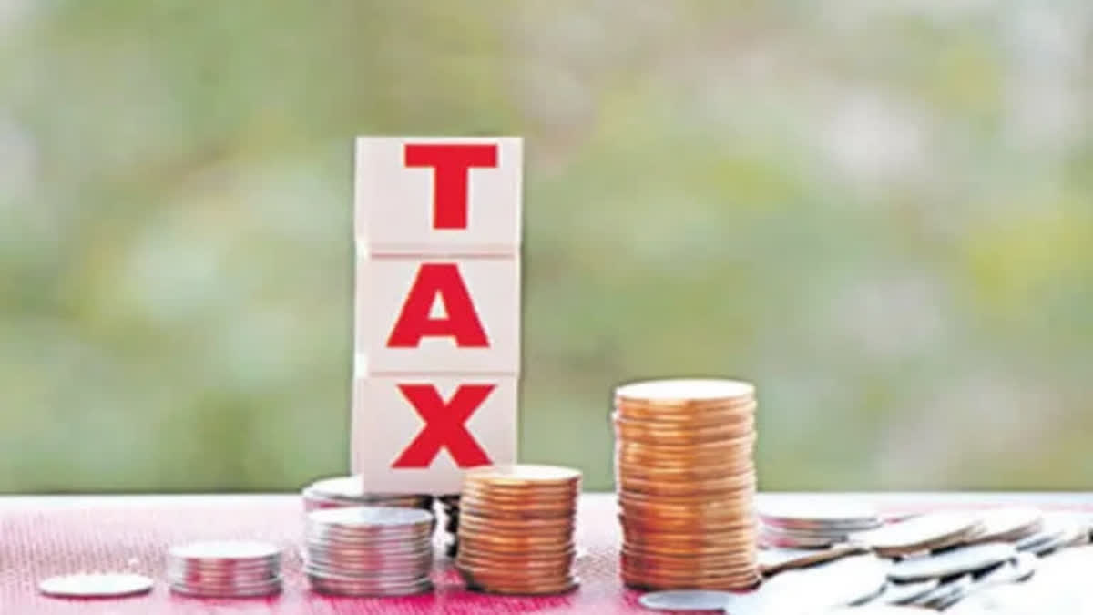 Net Direct Tax Kitty Grows 16.45 PC To Rs 15.82 Lakh Crore Till Dec 17