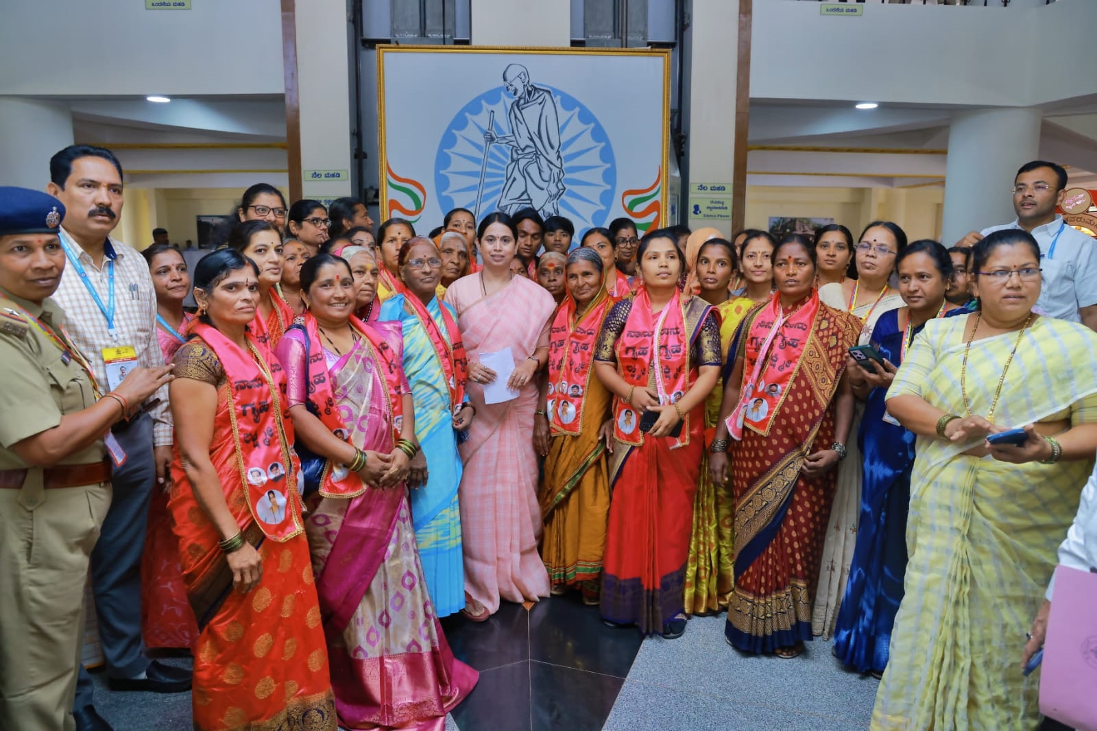 GRUHALAKSHMI YOJANA  GRUHALAKSHMI BENEFICIARY WOMEN  BELAGAVI  LAKSHMI HEBBALKAR