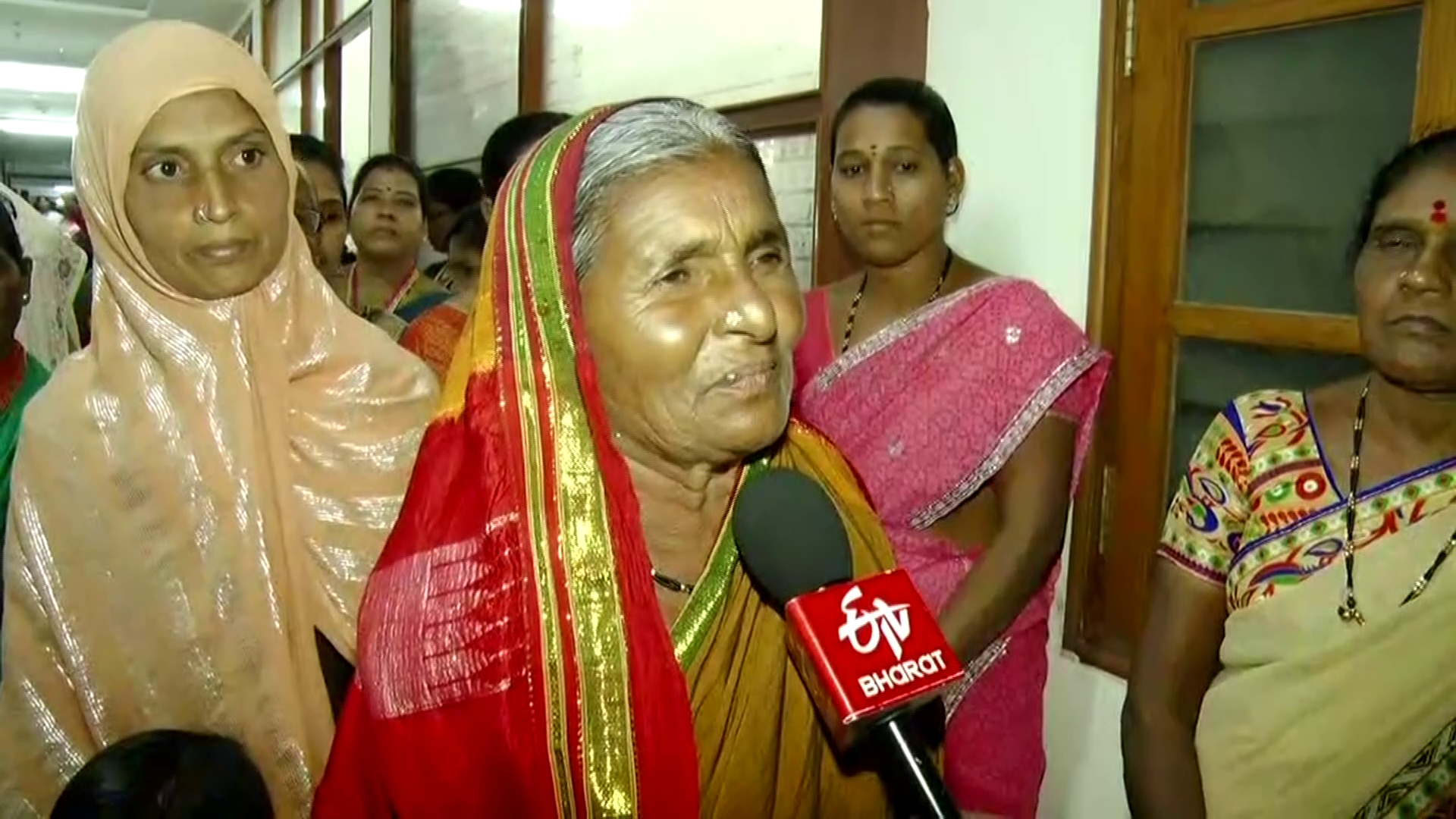 GRUHALAKSHMI YOJANA  GRUHALAKSHMI BENEFICIARY WOMEN  BELAGAVI  LAKSHMI HEBBALKAR