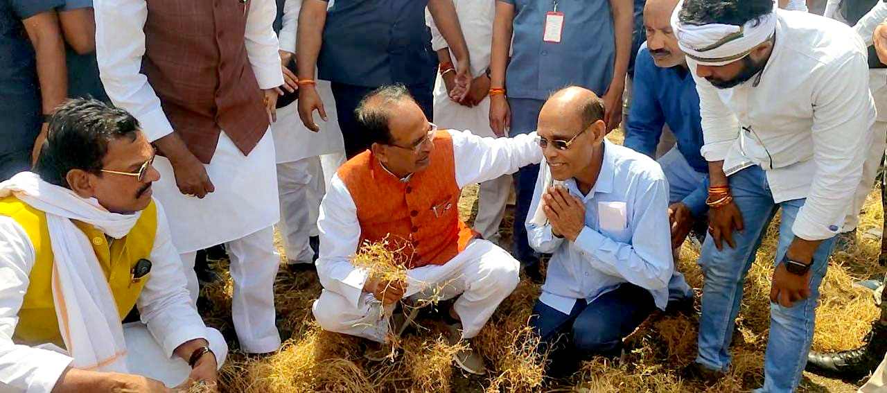 CM Shivraj interacted with the farmers