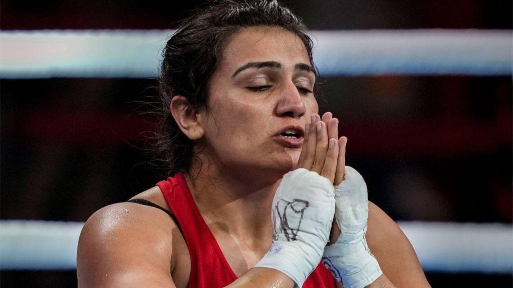 World champion Saweety Boora  Saweety Boora  Saweety Boora life story  world women boxing championship  സവീറ്റി ബൂറ  സവീറ്റി ബൂറ ജീവിത കഥ  ലോക വനിത ബോക്‌സിങ് ചാമ്പ്യന്‍ഷിപ്പ്