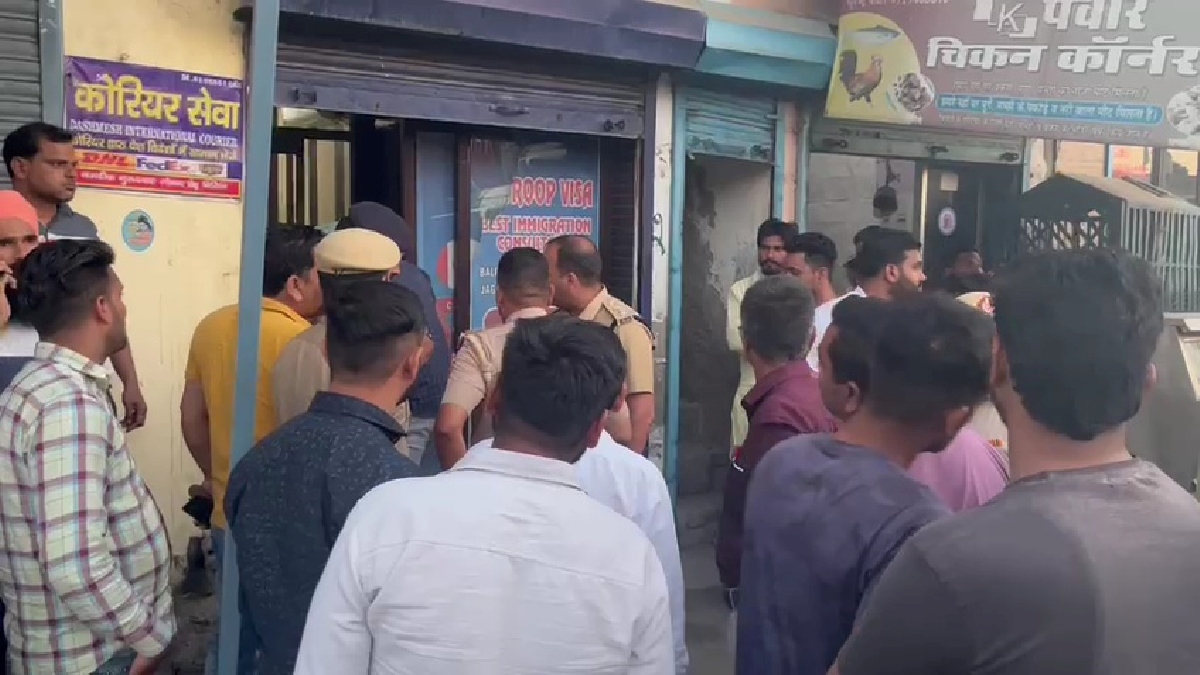 Firing at Travel Agent in Karna