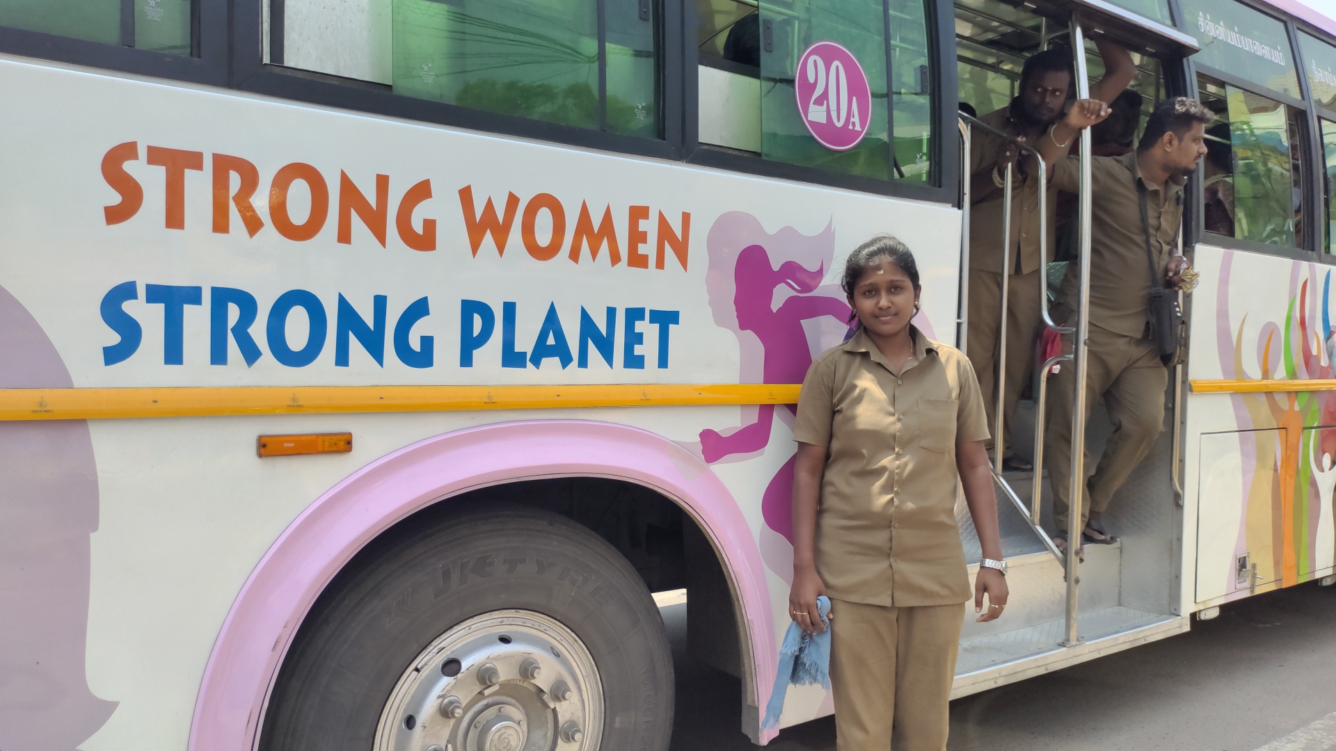 tamilanadu female bus driver sharmila