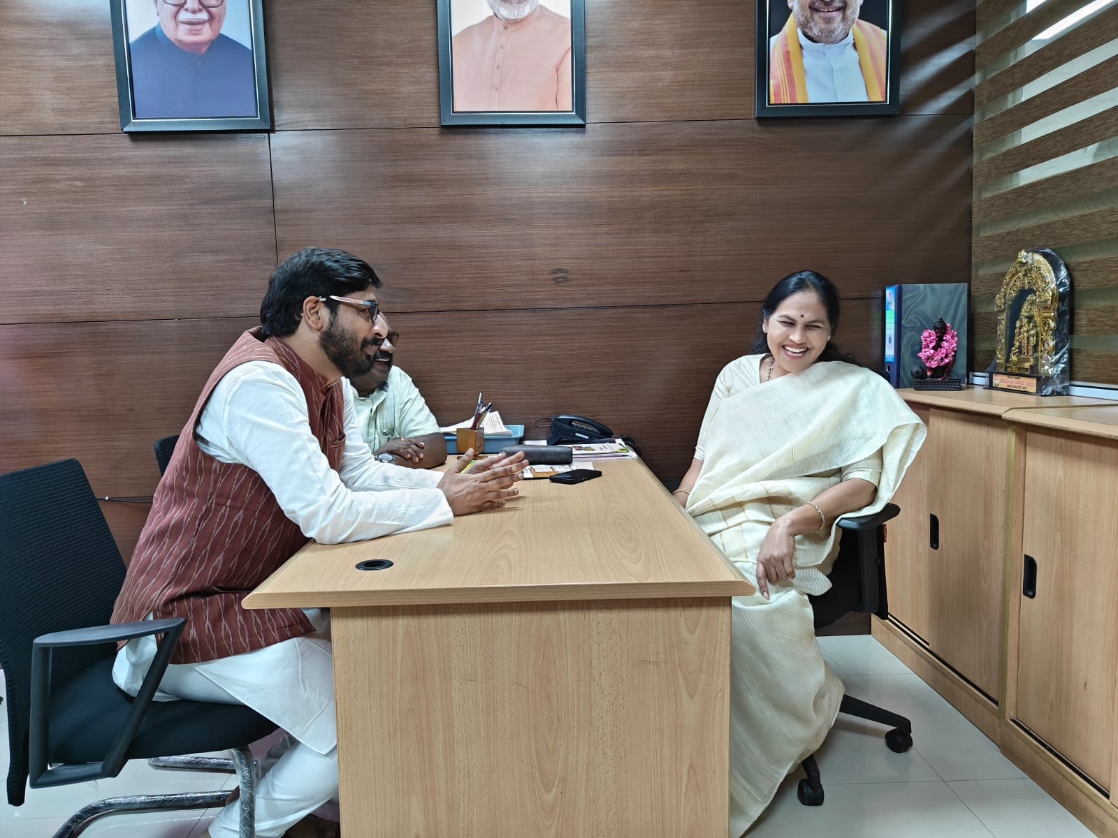 Shashi Bhushan Hegde joined BJP